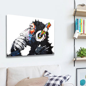 絵画 チンパンジー　白黒 動物キャンバス絵画 ファブリックパネル 壁飾り 絵　アートパネル モノトーン油絵　ポスター 横75cm×縦50cmインテリア絵画　Airbnb　民泊　シェアハウス　装飾リビング 玄関 プレゼント　店舗ディスプレイ おしゃれなアート【nlife_d19】