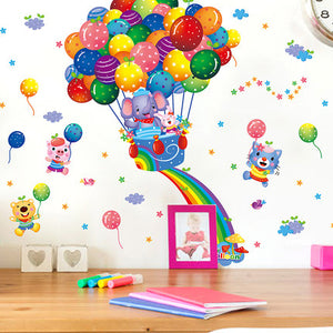 ウォールステッカー キッズルーム色とりどりの風船　動物たち　虹　 デコレーション ウォールシール　wall sticker　壁紙 　風船 子供の世界　お誕生会ウォールペーパー　シール