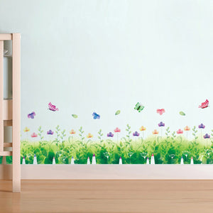 ウォールステッカー 春 フラワー 青々とした芝生 蝶々壁用ステッカーDIY 模様替え　壁紙 シール 部屋飾り インテリア 店舗 ガラスドア リビング キチン 玄関 廊下 剥がせる ウォールシール【nlife_d19】